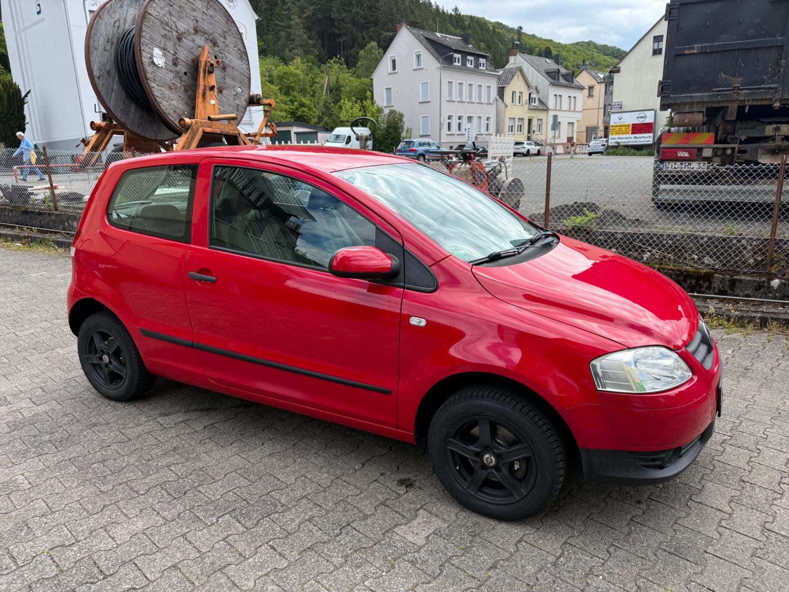Volkswagen Fox 1.4 16V, 132000 km, Alu, Klima, Shz, ZV!
