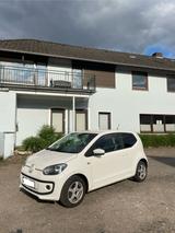Volkswagen sparsames Stadtauto: VW up! high up! Weiß ... - Volkswagen: Kleinwagen, Sparsame