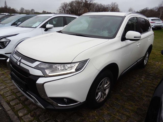 Mitsubishi Outlander 2.0 2WD Active 100,SHZG,Kamera,AHK