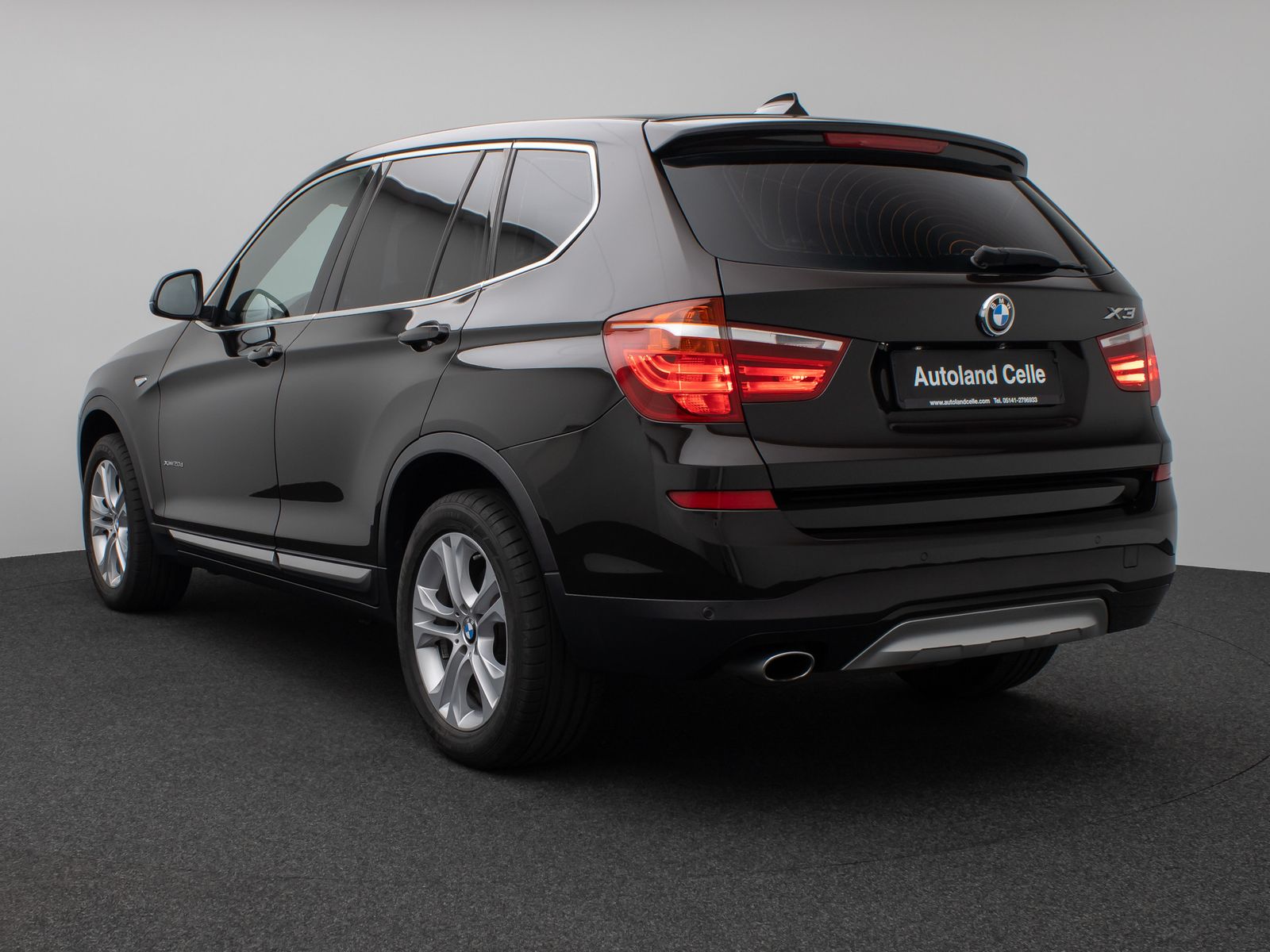 Fahrzeugabbildung BMW X3 xD20d xLine Kamera HUD HiFi Lenkrhz Stndhzg