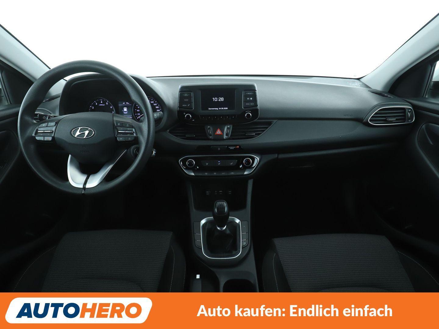 Hyundai i30 1.4 Select*SPUR*PDC*KLIMA*TEMPO*GARANTIE*