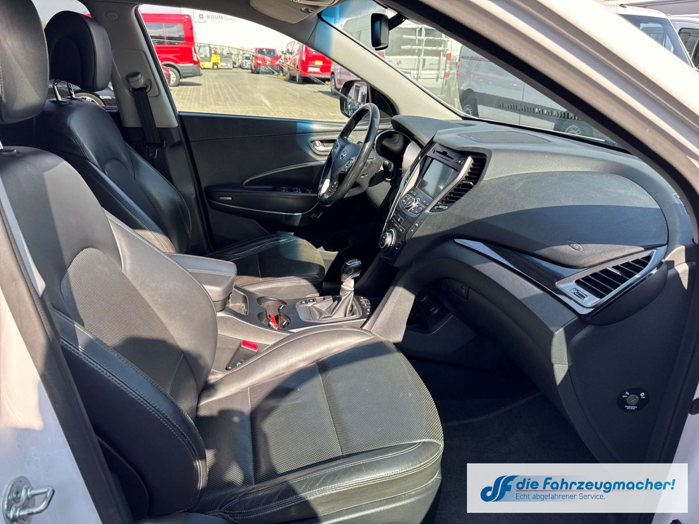 Fahrzeugabbildung Hyundai SANTA FE Premium 4WD Navi Memory Sitze *EXPORT