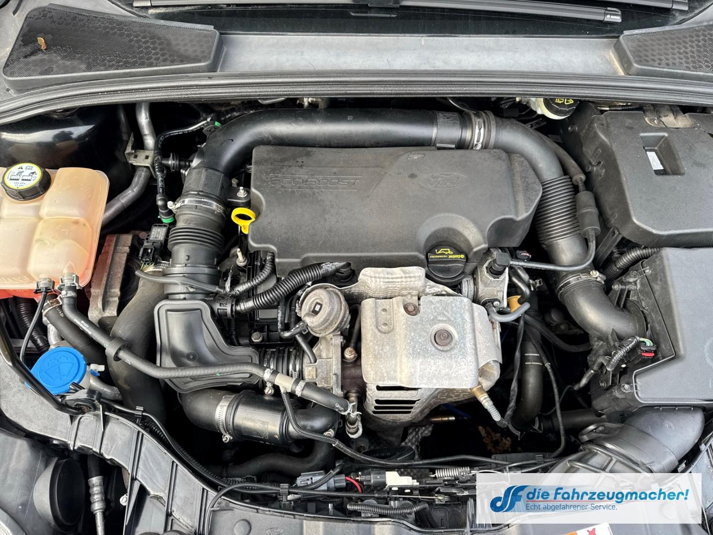 Ford Focus 2012 — photo 22