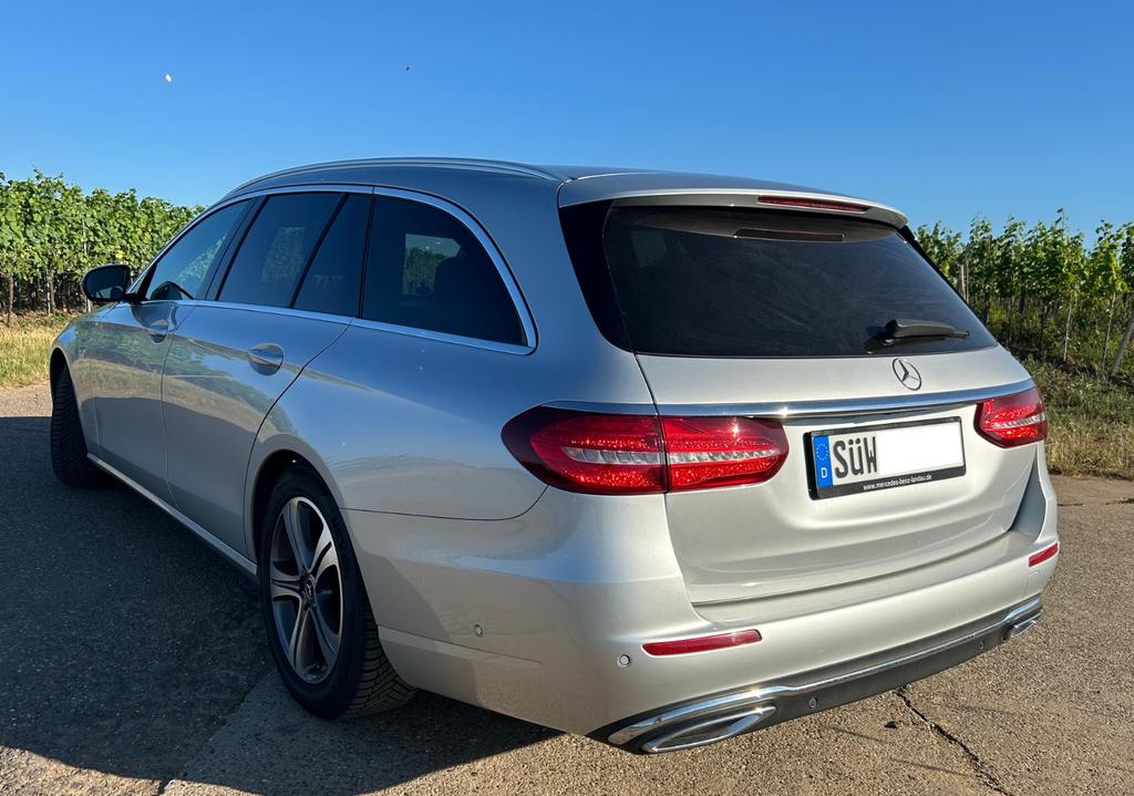 Mercedes-Benz E 200