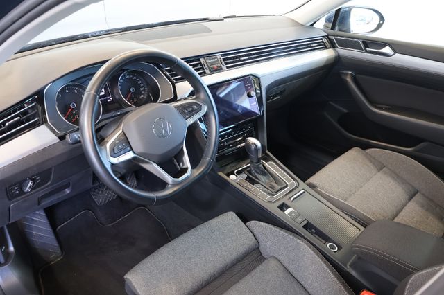 Volkswagen Passat 1.5 TSI Business ACC+LED+CARPLAY+AHK