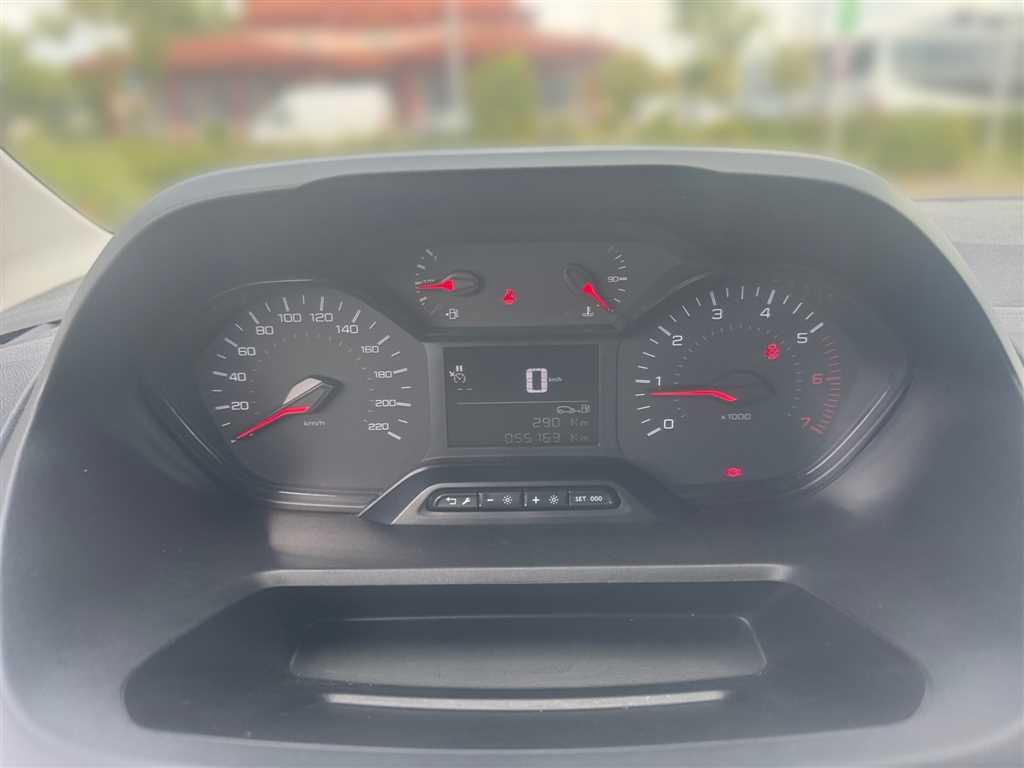 Peugeot Partner Kasten Premium 1.5 BlueHDI L2 Sortimo