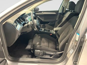 Volkswagen Passat Variant - 9