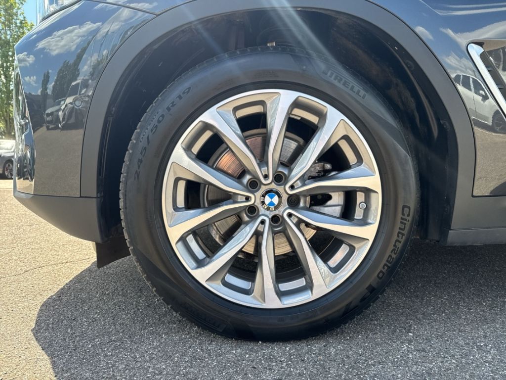 BMW X3 xDrive20i Park-Assistent AHK ACC Lenkradheizu foto 6