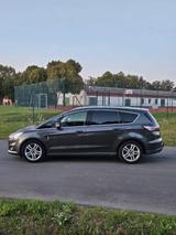 Ford S-Max 2,0 TDCi 132kW Titanium PowerShift Tit... - Ford S-Max von privat