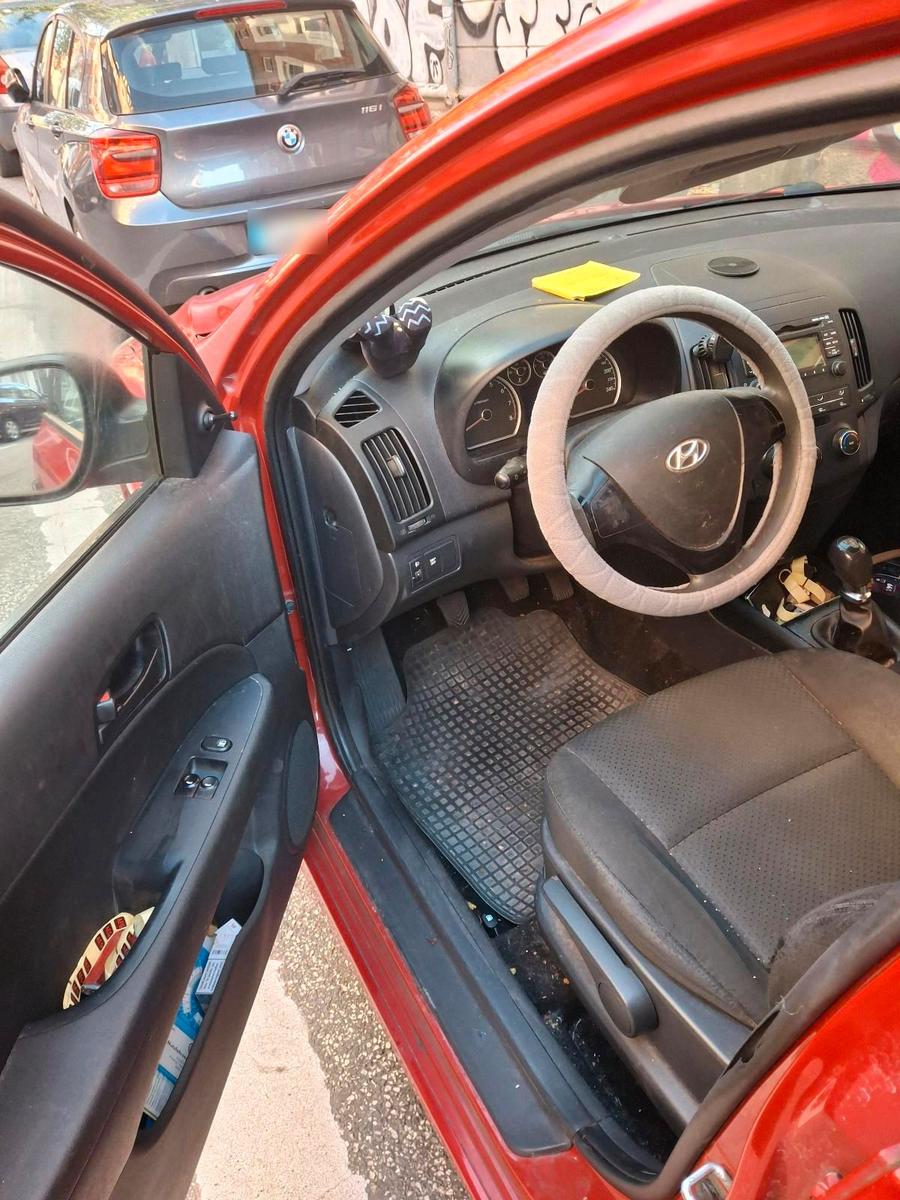 Hyundai i30 2011 — photo 6