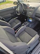 Volkswagen Polo 1.4 Sportline Sportline - Volkswagen Polo Sportline mit Benzin-Antrieb