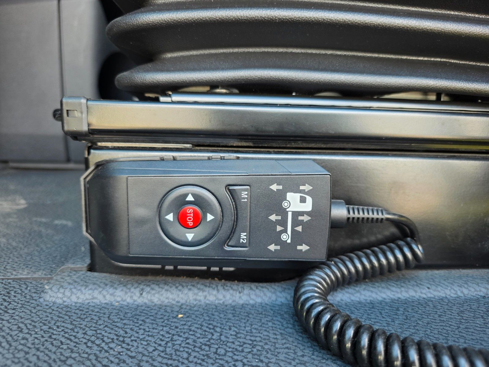 Fahrzeugabbildung Mercedes-Benz Actros 2552 L BDF Vantec hydr. liftbarer Rahmen
