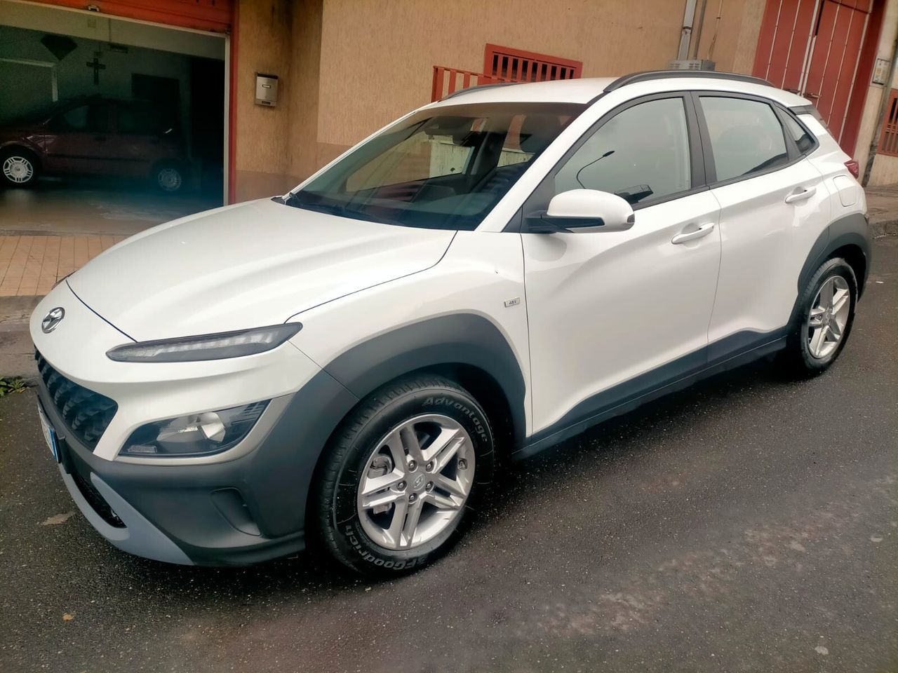 Hyundai Kona 1.0 T-GDI Hybrid 48V iMT Versione M