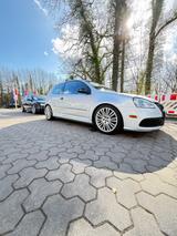 Volkswagen VW Golf R32 - Volkswagen: R32