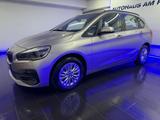 BMW 220 Active Tourer 1HD LEDER PANO HUD LED AHK CAM - BMW 220 Active Tourer aus 2020