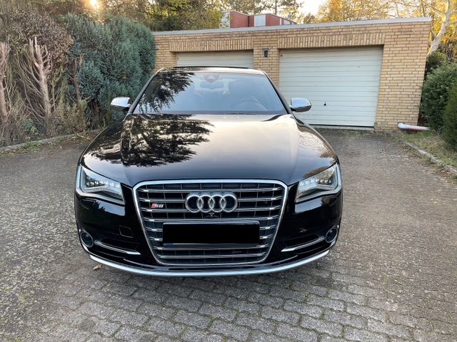 Audi S8 4.0 TFSI quattro 360°, Carbon, 21 Zoll orig.