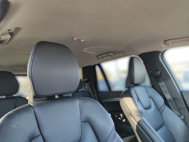 VOLVO XC 90 (Bild 25 von Array)