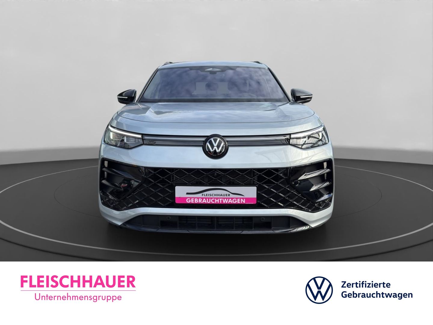Volkswagen Tayron 2.0 TSI 4M R-Line Matrix Pano 20'' Stdhzg foto 2