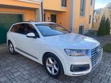 Audi Q7 e-tron 3.0 TDI quattro tiptronic - - Hybrid (Diesel/Elektro): Luftfederung, Geländewagen