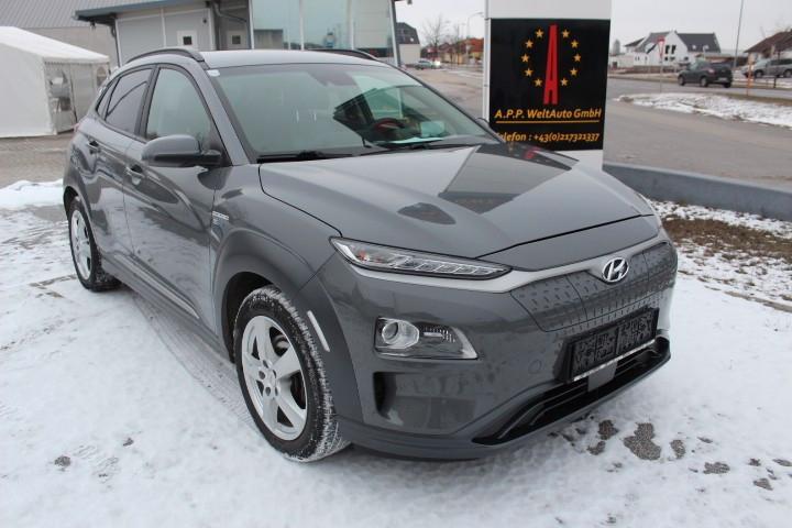 Hyundai Kona P  64 kWh LEVEL 5  Head U T Leder Cam