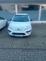 Citroën Citroen C 3 - Citroën C3 aus 2008 mit Benzin-Antrieb: Kleinwagen