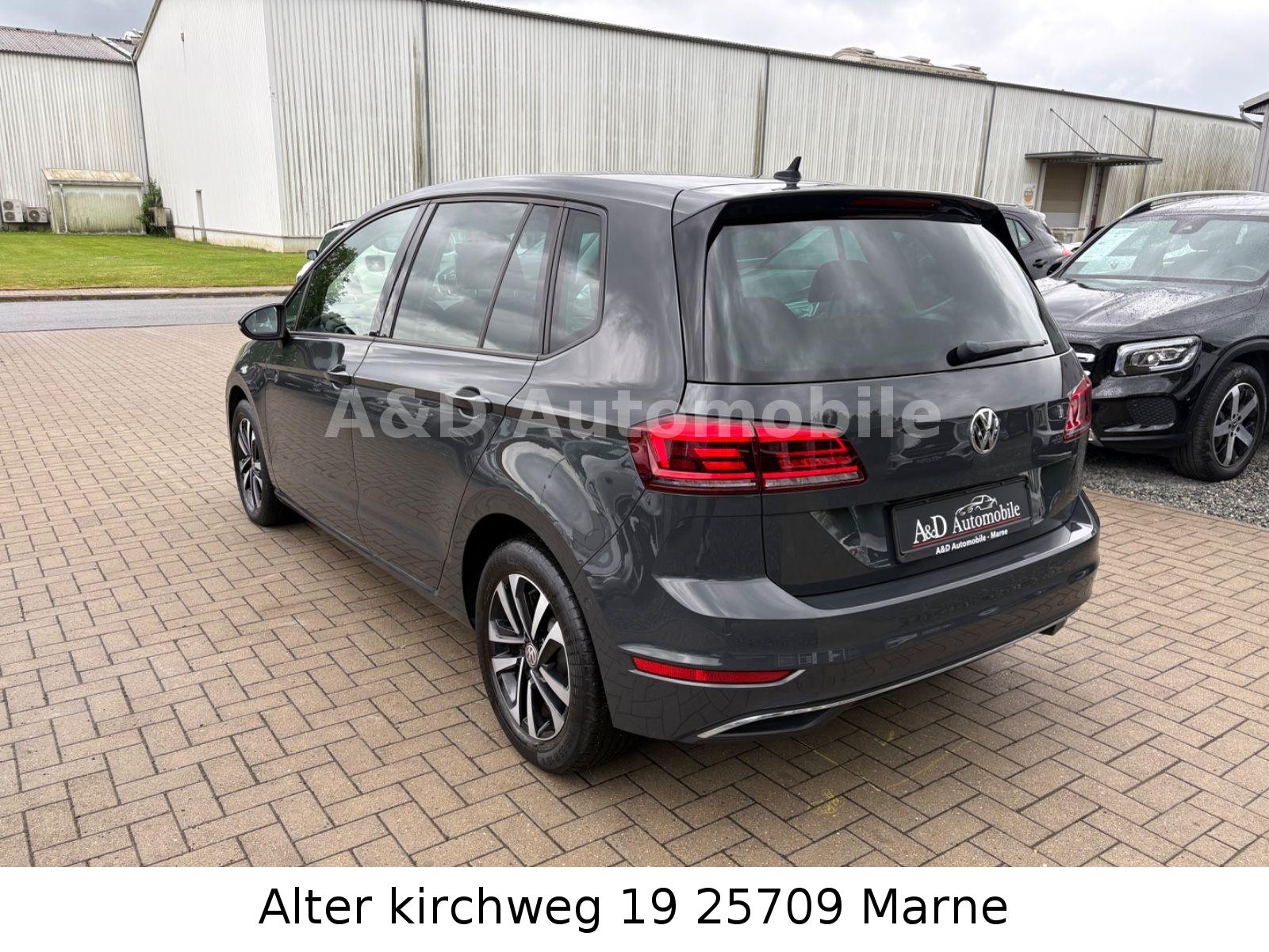 Volkswagen Sportsvan IQ.DRIVE.BT.PA.SH.PDC.TW.SPH..TÜV NEU
