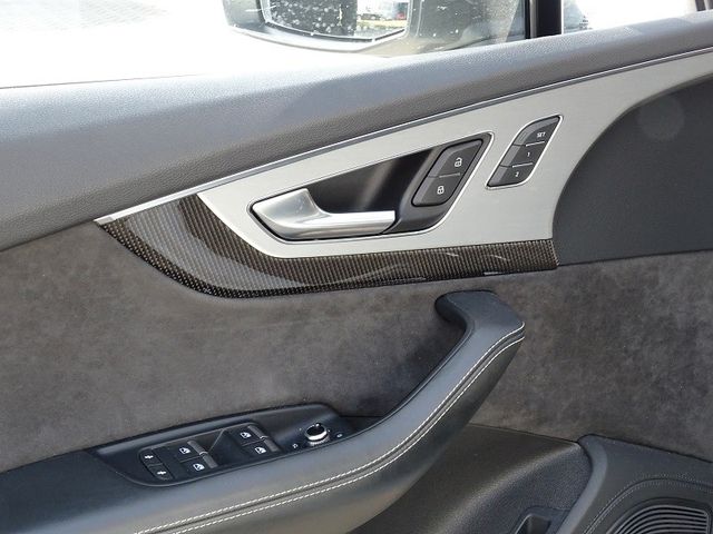 SQ7 4.0 TDI quattro / B & O Advanced