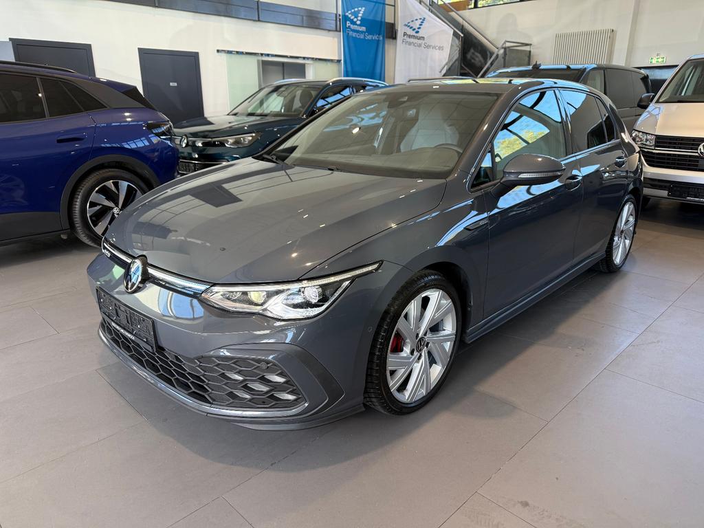 Volkswagen Golf VIII GTD 20 TDI DSG AIDMATRIXLEDERAHK 2022