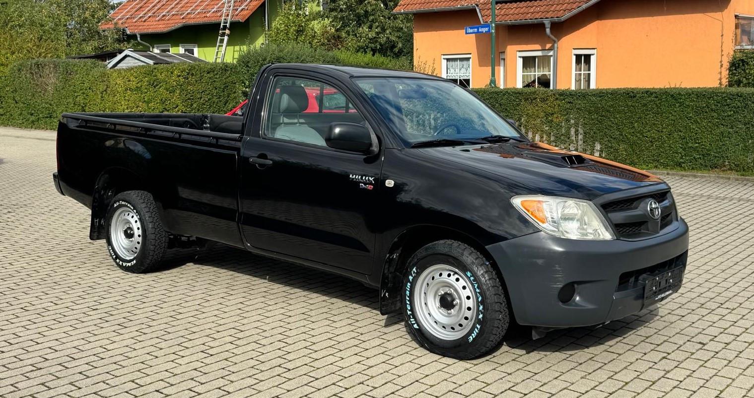 TOYOTA HILUX 2.5 D-4D 120CH - BVM - ATTELAGE FIXE - 159.384 KMS