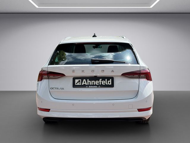 Octavia 2.0 TDI DPF Selection Plus DSG HUD LED