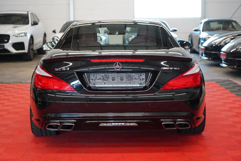 Mercedes-Benz SL 63 AMG