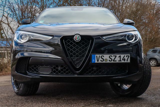 Fahrzeugabbildung Alfa Romeo Stelvio QV 2.9 V6  Q4 510 PS Assisp 21 Zoll