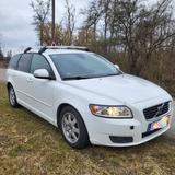 Volvo V50 2.0D Momentum Automatik,AHK - Volvo V50 Momentum mit Diesel-Antrieb