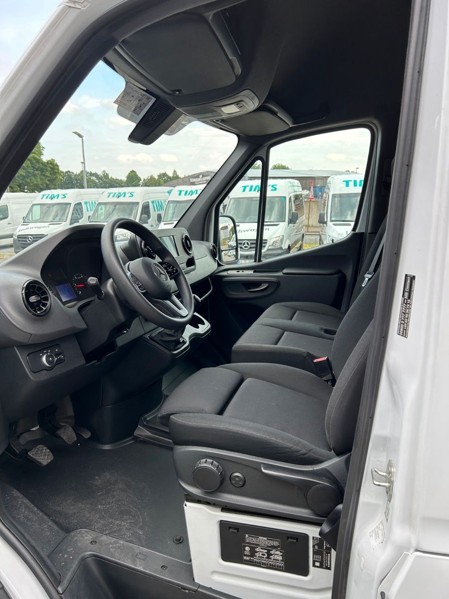 Fahrzeugabbildung Mercedes-Benz Sprinter III 317 CDI Maxi Kamera  MBUX