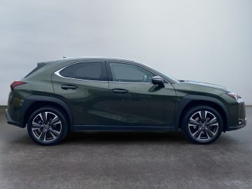 Lexus UX - 10