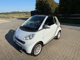 Smart ForTwo cabrio 1.0 52kW passion (TÜV 03/2028)
