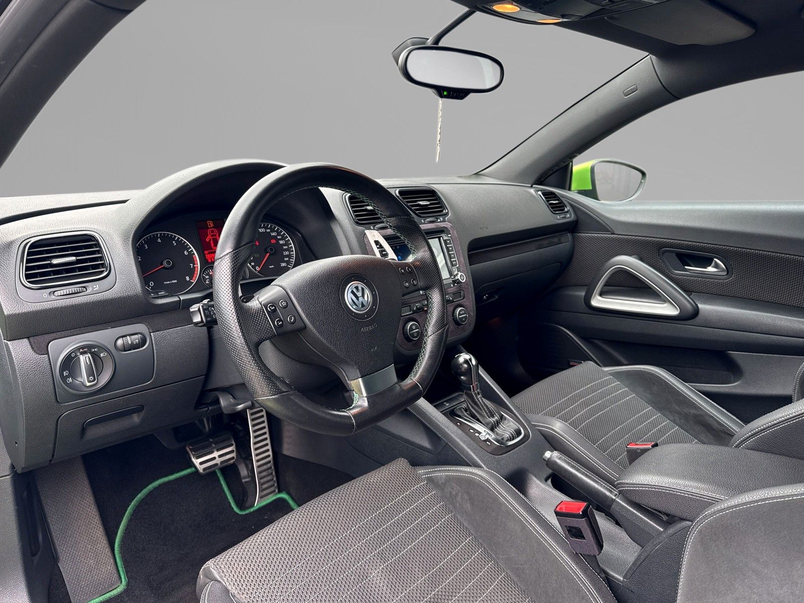 Fahrzeugabbildung Volkswagen Scirocco *Remus*Dynaudio*Alcantara*Sport*Bi-Xen