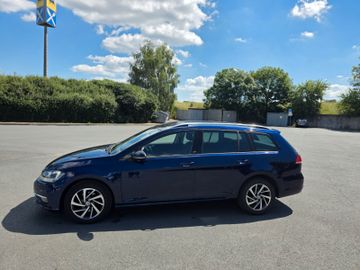 Volkswagen Golf - 2