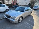 Mercedes-Benz E 200 CDI AVANTGARDE technisch Top! - gebrauchte Mercedes-Benz E 200 aus dem Jahr 2000