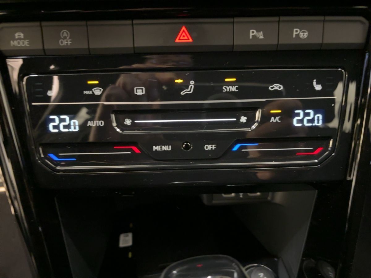 Volkswagen T-Roc - Bild 12