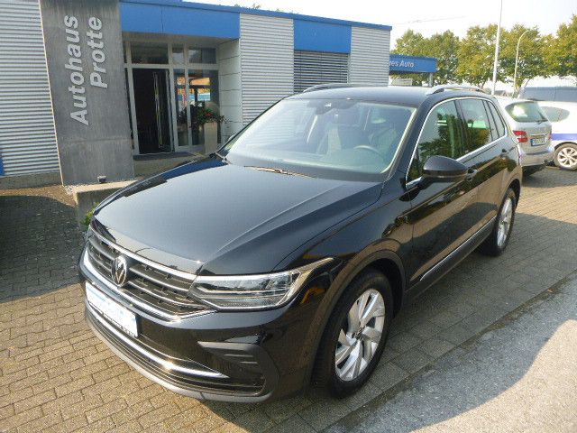 Volkswagen Tiguan 1.5TSI"Move" DSG+AHK+LED+Kamera+Navi