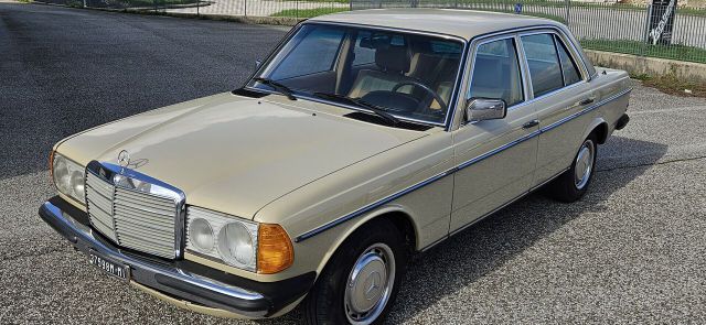 Mercedes-Benz Mercedes-benz 200 *ISCRITTA ASI