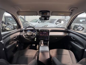 Hyundai TUCSON - 12