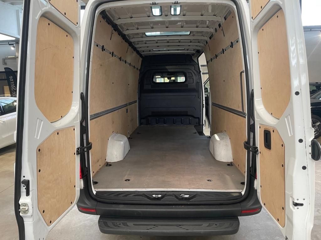Fahrzeugabbildung Mercedes-Benz Sprinter 317 Kasten L3H2 Schwingsitz RFK MBUX