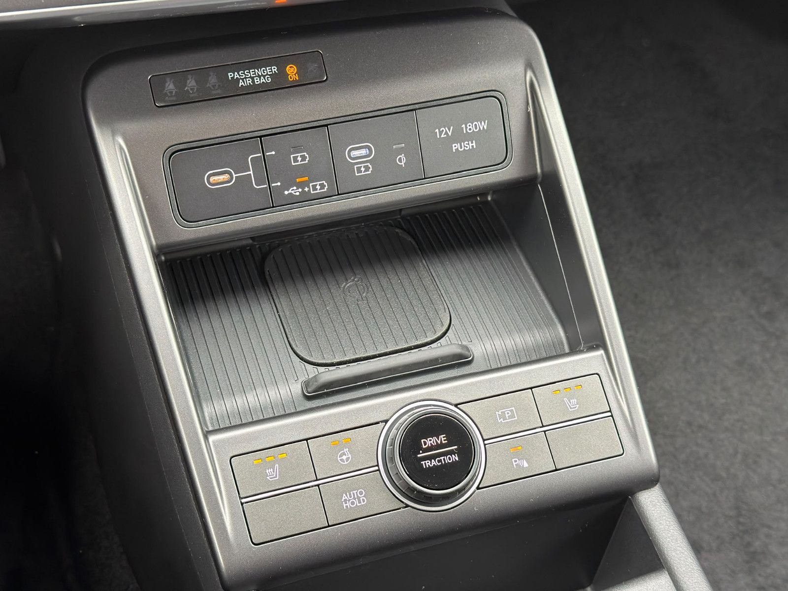 Fahrzeugabbildung Hyundai KONA 1.6 T-GDI Trend *Navi*Totwinkl*ACC*LED*360°