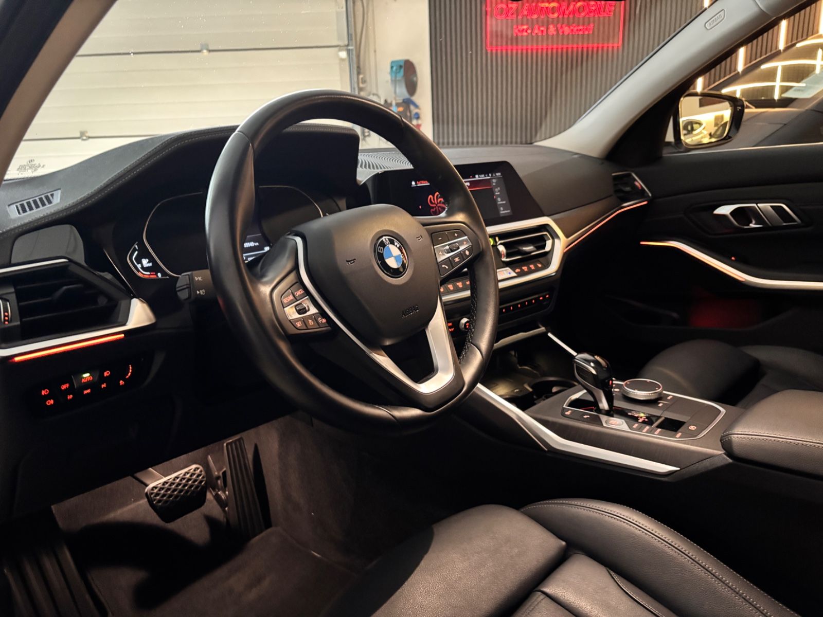 BMW Touring 320 d xDrive Luxury Line foto 25