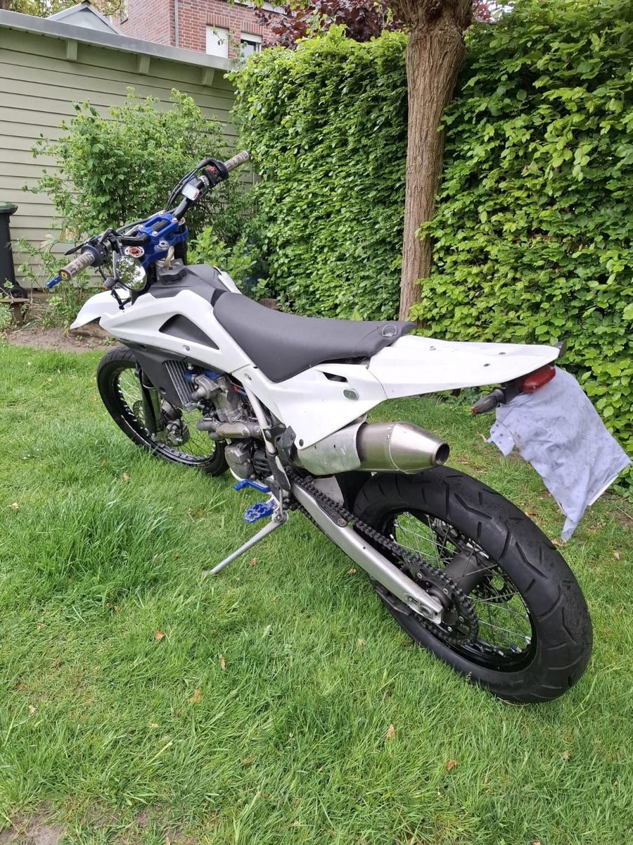 Husqvarna  2008 — engine 449 cm³, 50 HP (37kW)