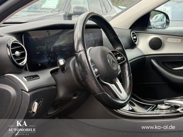 Mercedes E 200 - 5