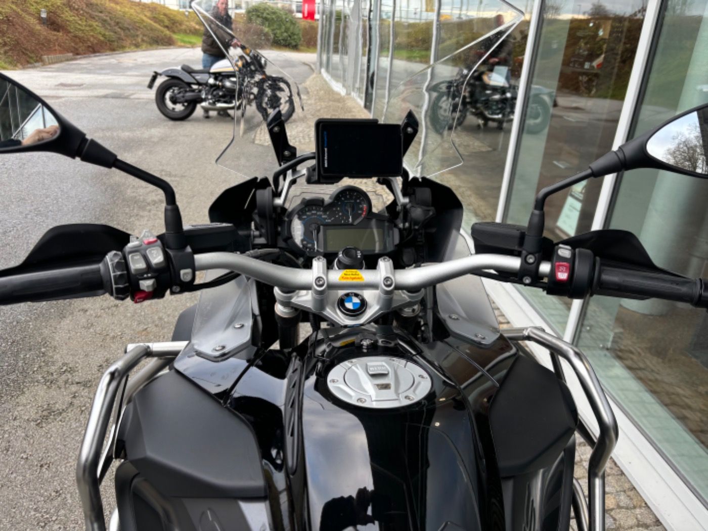 Fahrzeugabbildung BMW R 1200 GS Adventure 3 Pakete