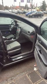 Ford Focus 1,6 Black Magic Black Magic - Ford Focus aus 2009: 1.6